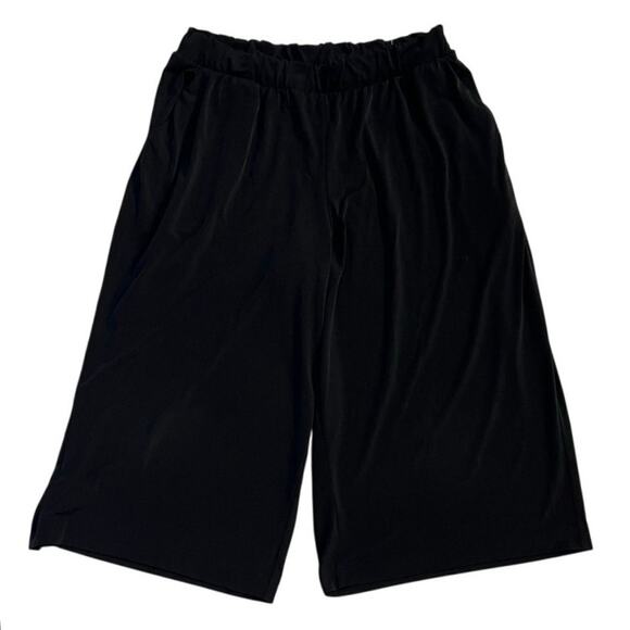 Lane Bryant Black Wide Leg Pull On Style Culott Pants Size 10/12 - Picture 1 of 8